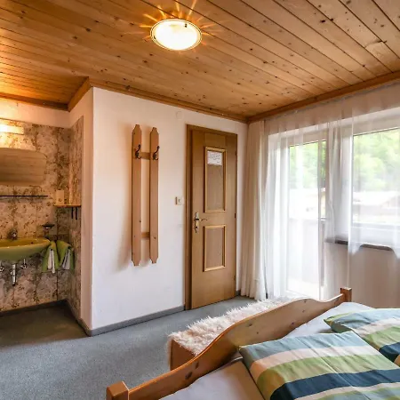 Egger Appartement *